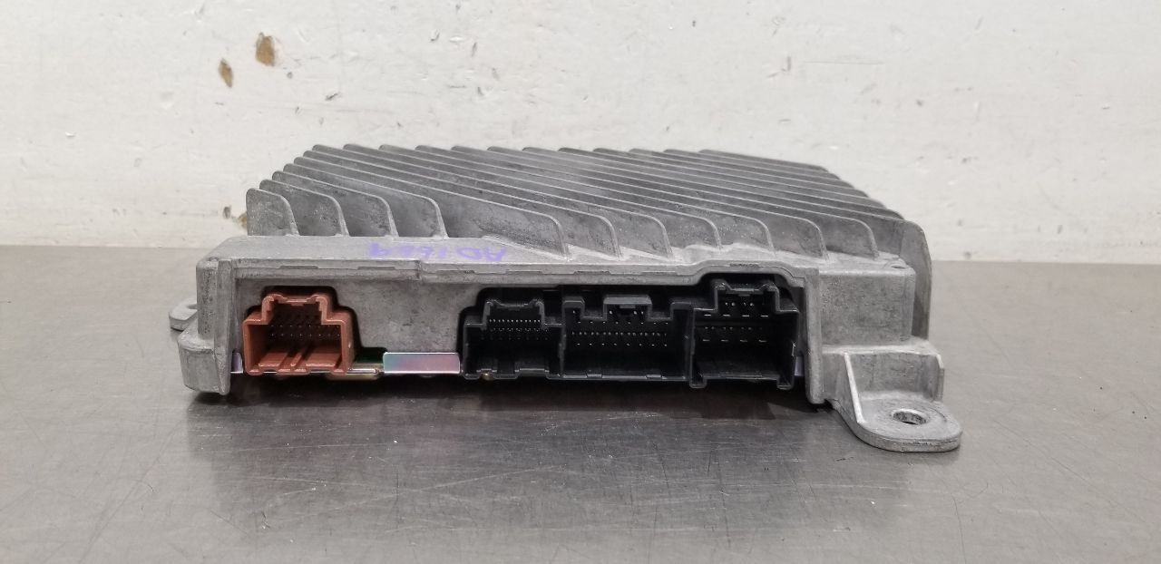 18 GMC YUKON RADIO AUDIO AMPLIFIER 84111298