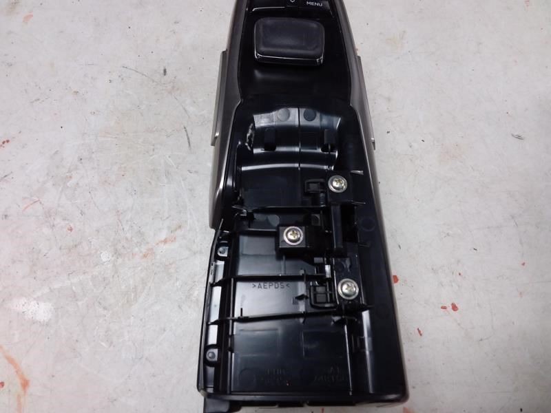 LEXUS RX350 A/V Controller OEM ID 8478048182 w/o Hand Rest