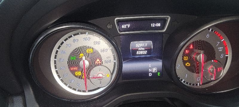 15-17 Mercedes GLA Class GLA 250 Radio 156 Type Knob Control