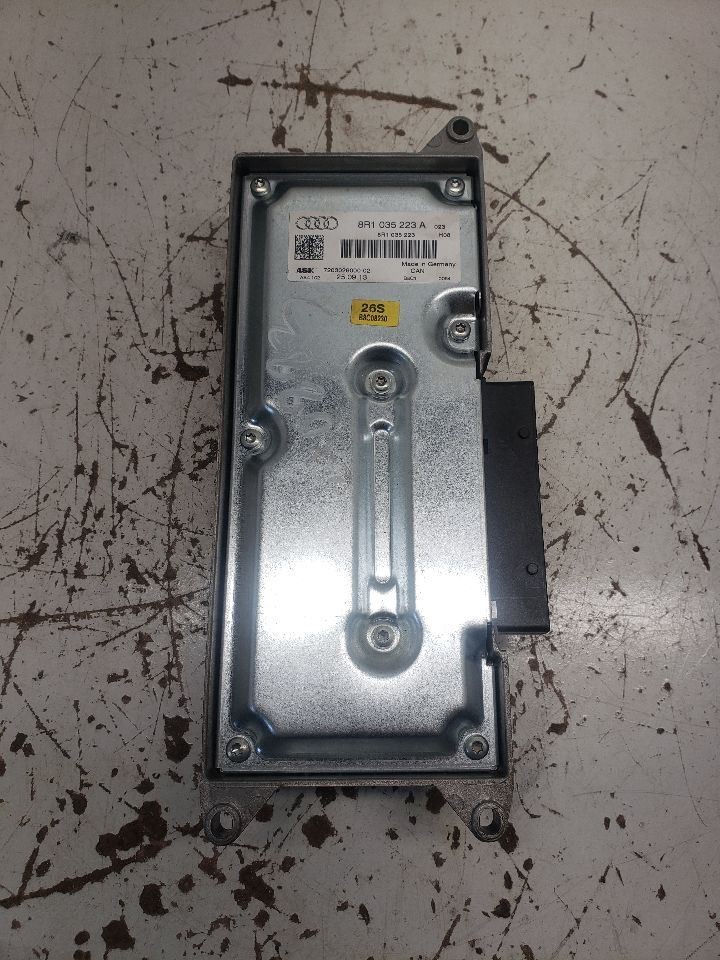2013-2016 Audi A4 Radio Amplifier Trunk Mounted Stereo Receiver OEM 1370975