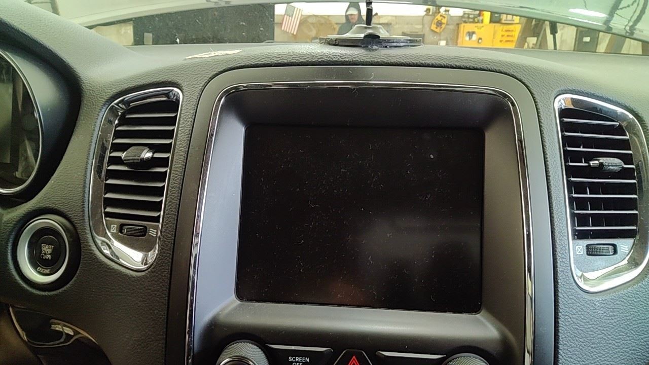 Audio Equipment Radio Display And Receiver Sirius Fits 16 DURANGO 7052784