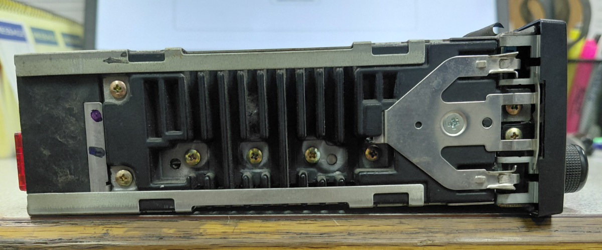 1993-1994 VOLKSWAGEN VW JETTA PREMIUM AUDIO RADIO CASSETTE STEREO 1HM-035-186-D