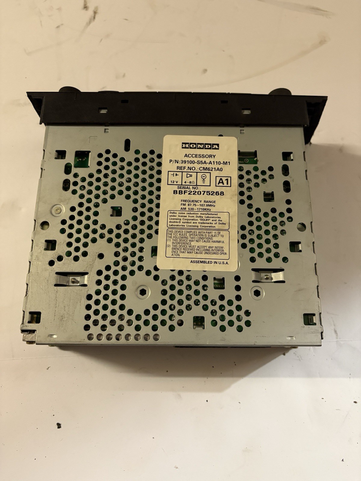 OEM AM/FM radio used in 2001-2002 Honda Civic ***NOT TESTED***