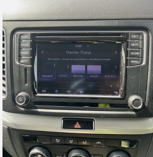 VW Amarok discovery midSTD2PQ+/NAV car multimedia player sat nav,DAB,BT,carplay