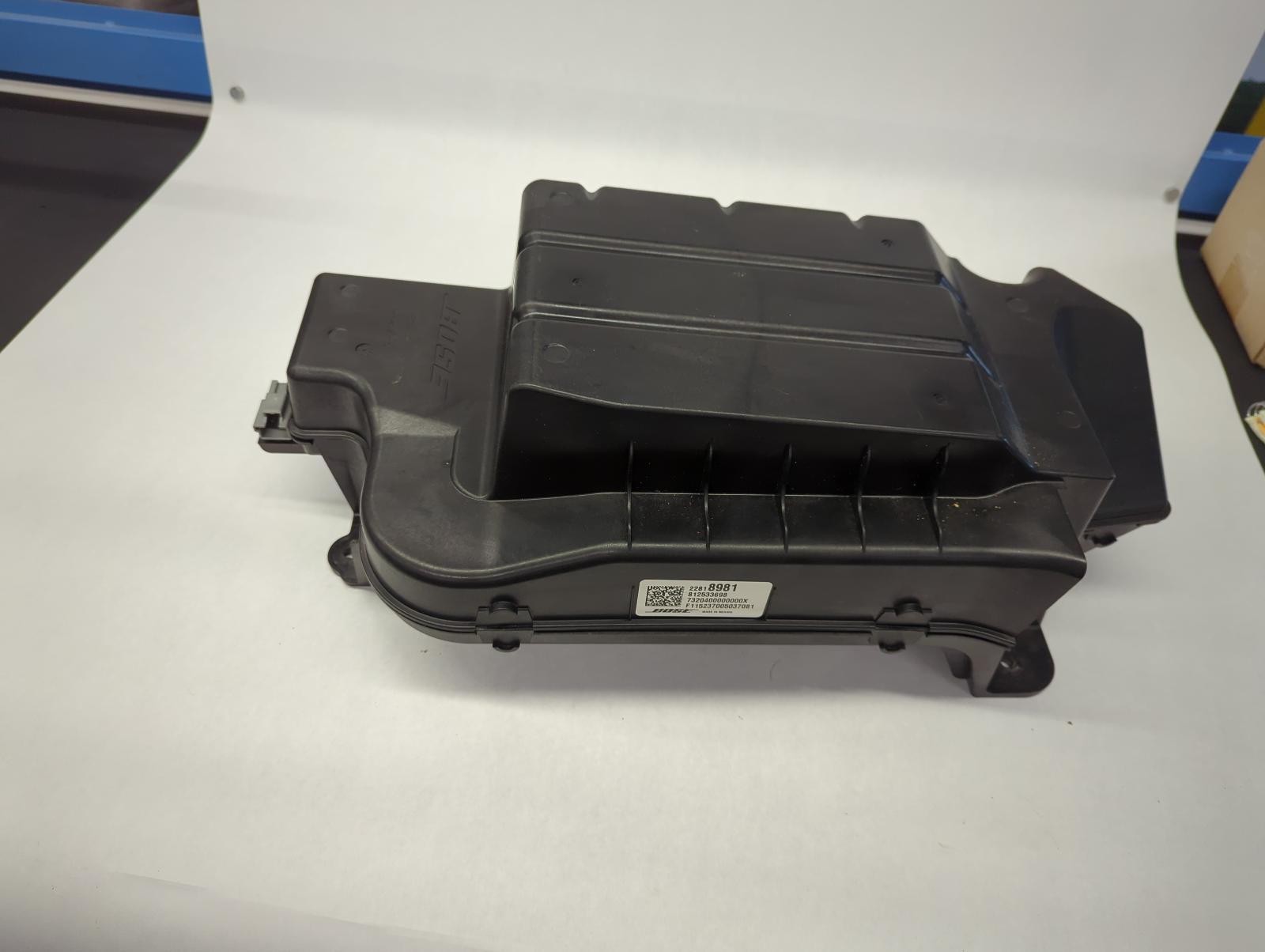 ’16-’17 GMC YUKON XL 1500 Bose subwoofer assembly OEM 1 Year Warranty!