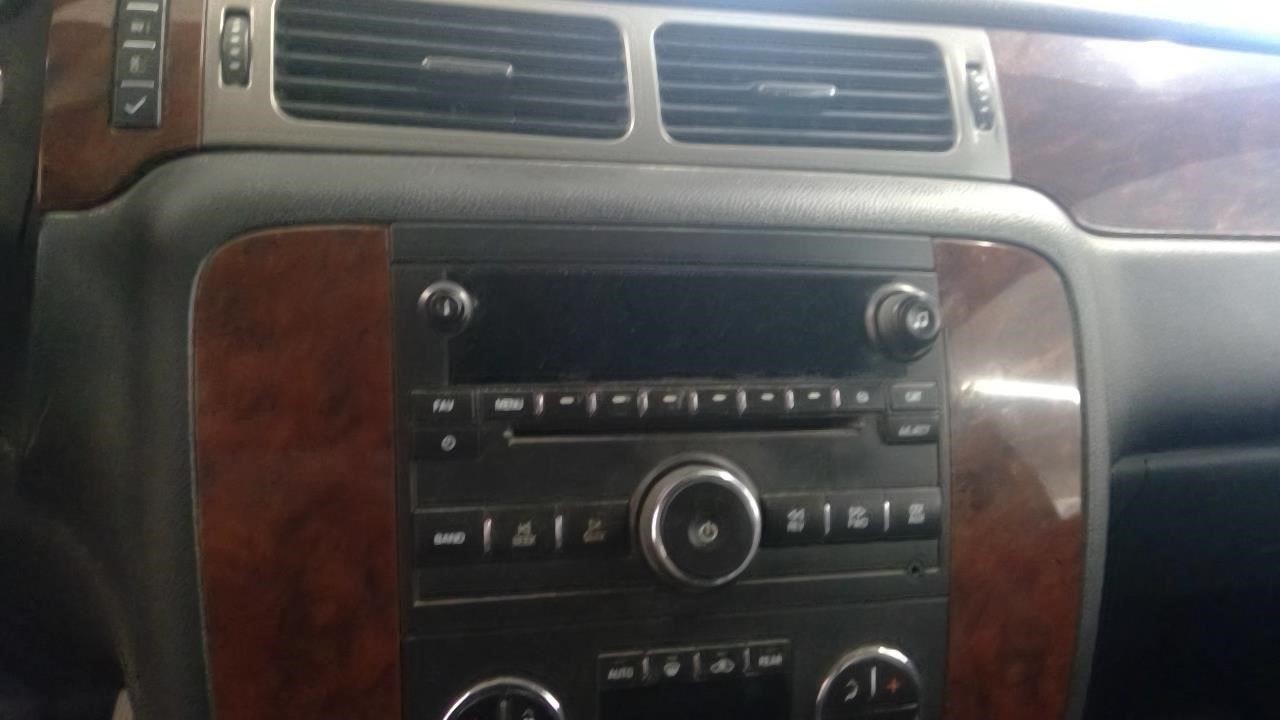 Chevrolet Suburban 1500 2013 Radio/CD/Stereo Head Unit 278K mi. Used 9652
