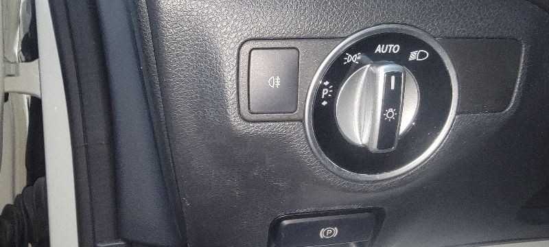 15-17 Mercedes GLA Class GLA 250 Radio 156 Type Knob Control