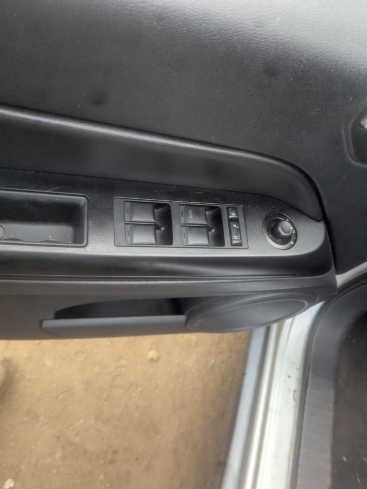 2008-2010 Chrysler 300 Radio Display And Receiver Radio ID RES OEM 1384378