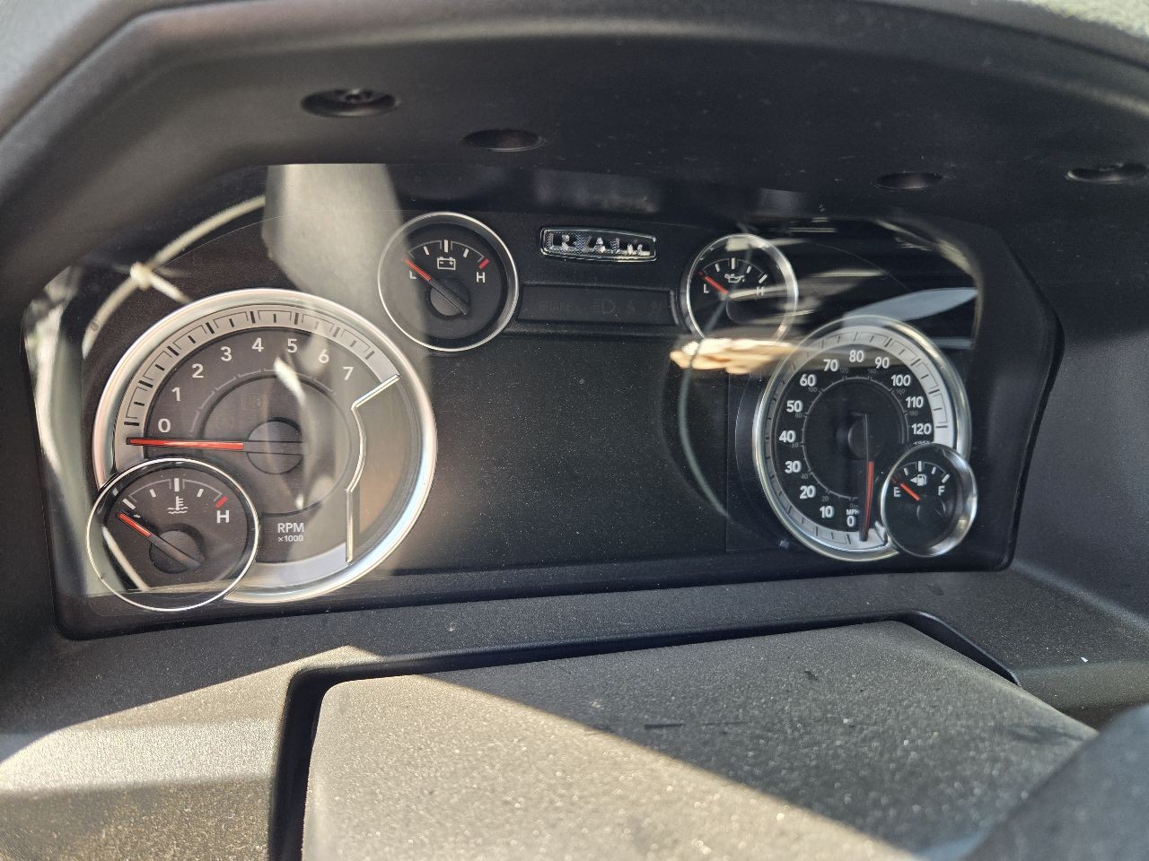 2018-2020 Dodge Ram 1500 8.4″ Display Screen and Radio Receiver