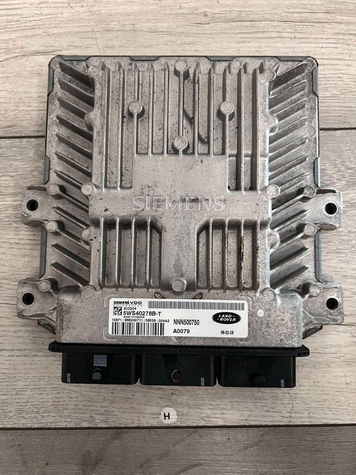 2007 RANGE ROVER DISCOVERY 2.7 ECU 5WS40278B-T NNN500750 SID204 SIEMENS VDO