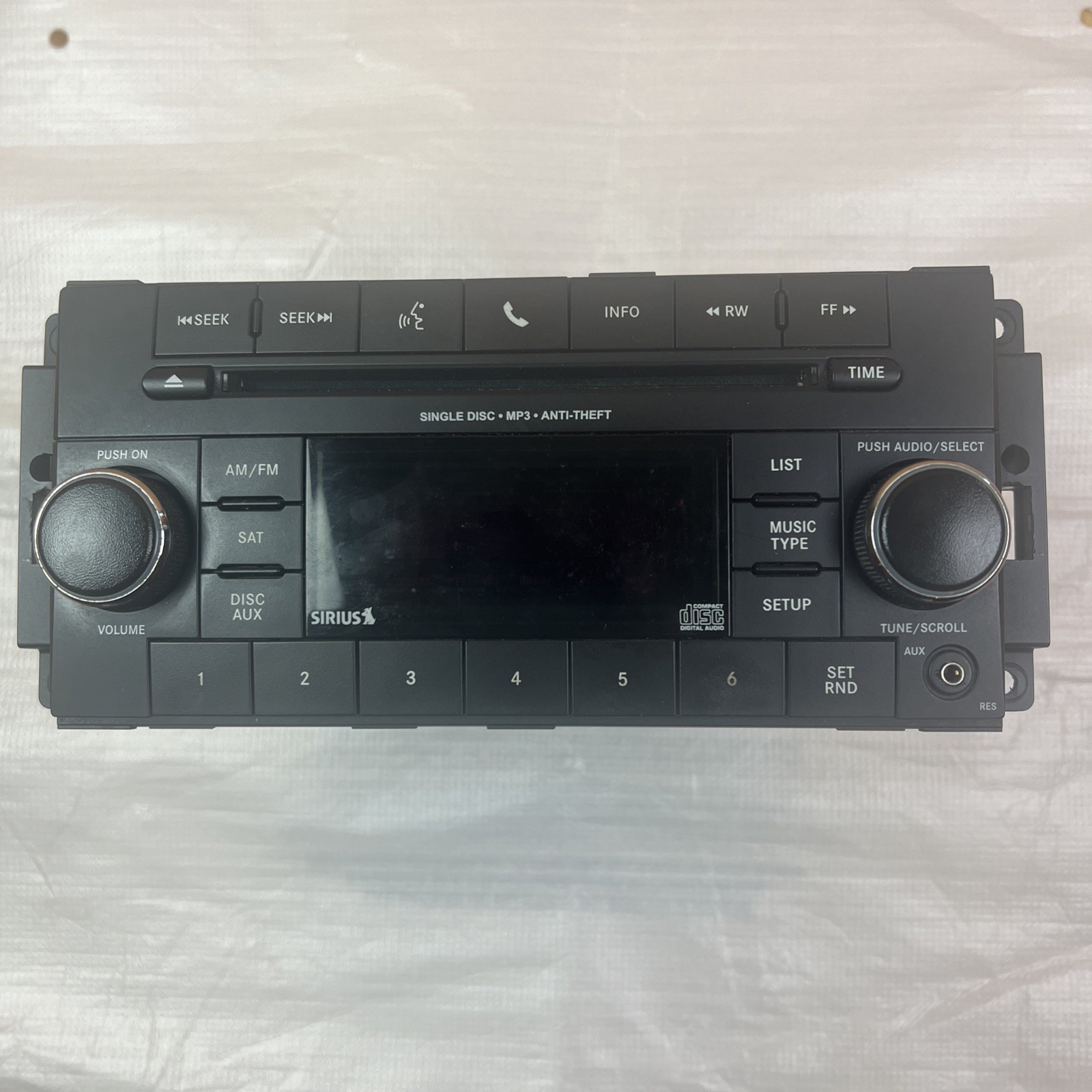 CHRYSLER DODGE JEEP AM FM Radio Stereo MP3 CD Player Sirius OEM
