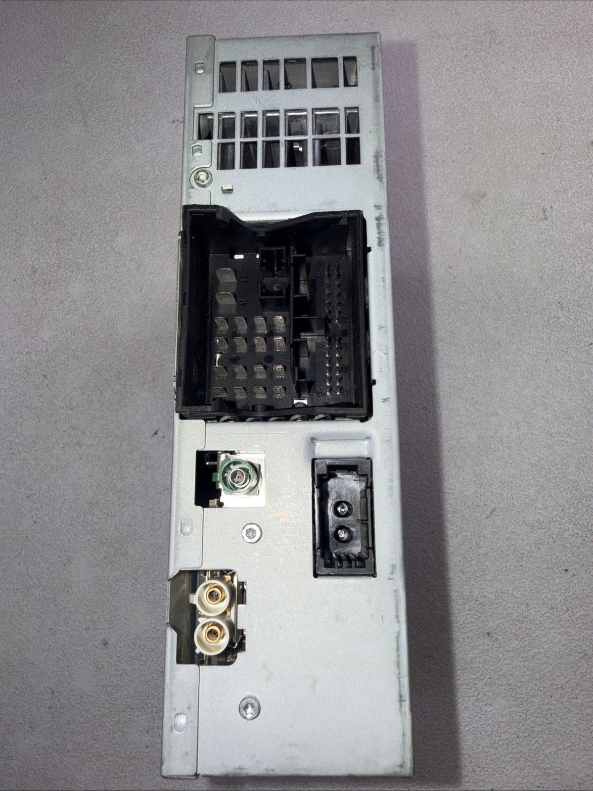 2010-15 AUDI Q7 Harman Becker Radio Satellite Receiver 4G0035082B
