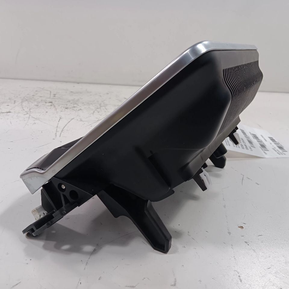 Audio Equipment Radio Receiver 8.4″ Touch Screen Fits 22-23 Jeep Compass OEM