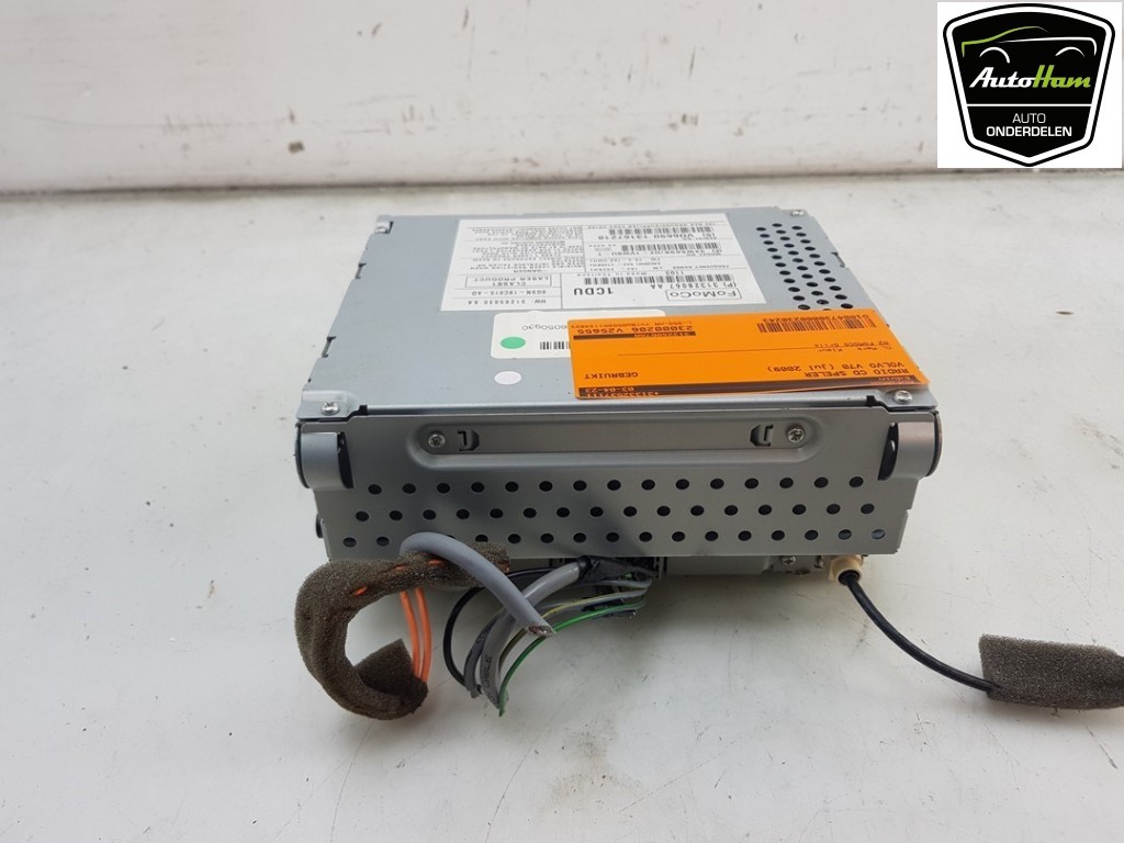 2009 Volvo V70 (BW) ESTATE 2.4 D5 20V 205 (D5244T10) RADIO 31328067AA