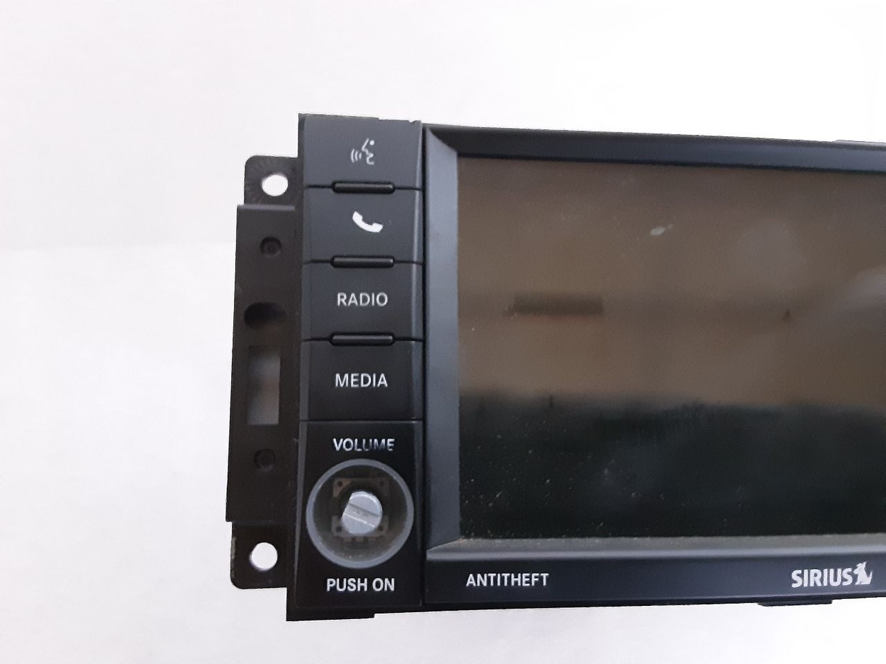 2013 2014 WRANGLER RECEIVER W/ NAVIGATION AND SATTELITE RADIO 05091338AC