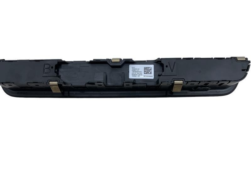 2019 – 2023 BMW 330i G20 OEM FRONT DASH AUDIO CONTROL SWITCH PANEL 61317949454