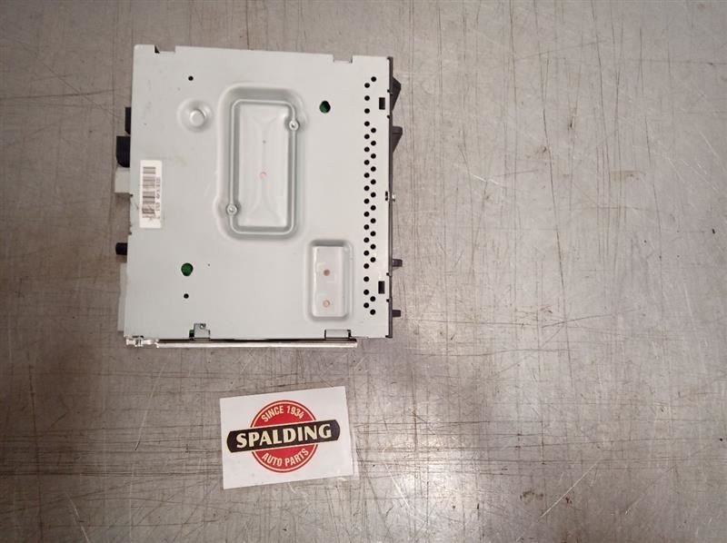 84610616 Radio Receiver Fits 19 SILVERADO 1500 PICKUP 8682355