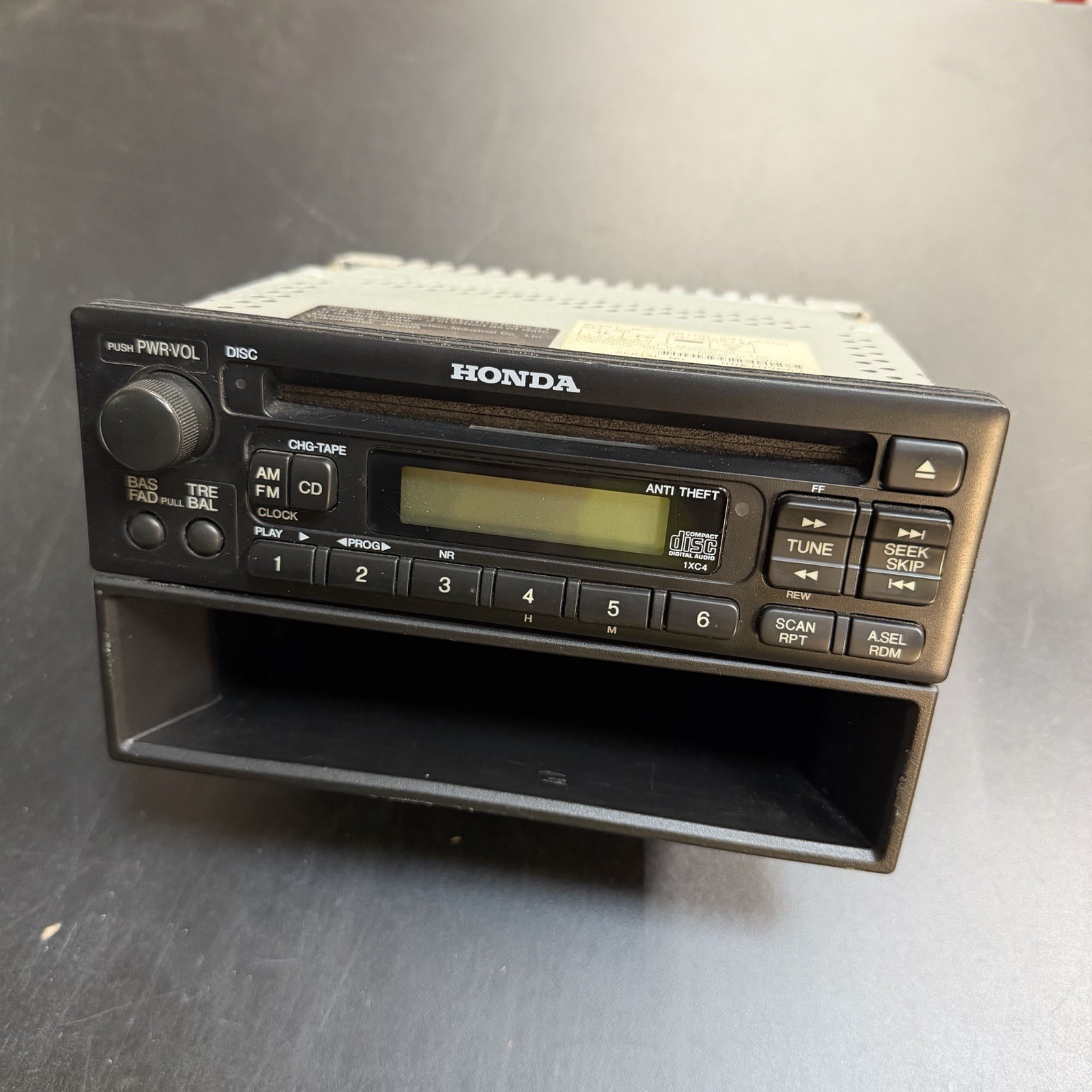 OEM AM/FM Radio CD Player 39100-S01-A300 for 1996-2000 Honda Civic