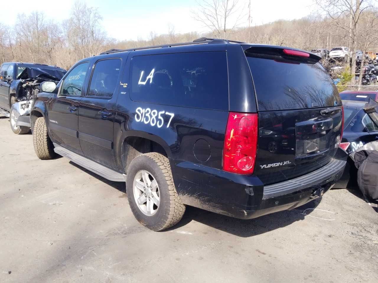 Audio Equipment Radio AM-FM-CD-MP3-USB Fits 11-21 EXPRESS 2500 VAN 4835083