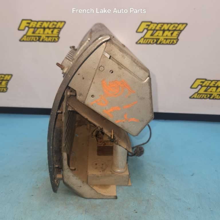PARTS or REPAIR Radio MOPAR 812 Fits 1951 PLYMOUTH 1246353