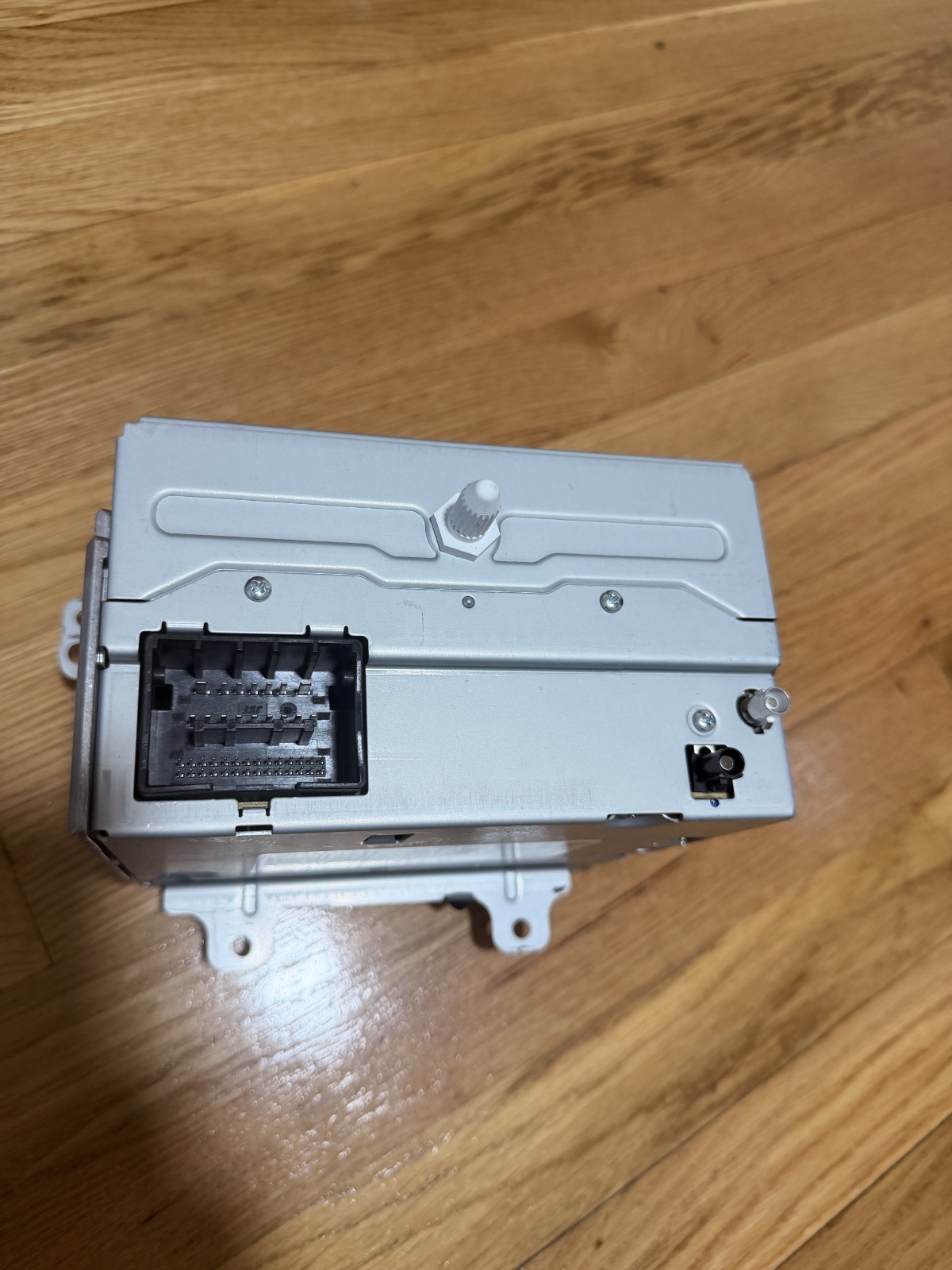 2011-2015 Chevy Cruze OEM Factory Radio Set – Screen, Control Panel & CD Player