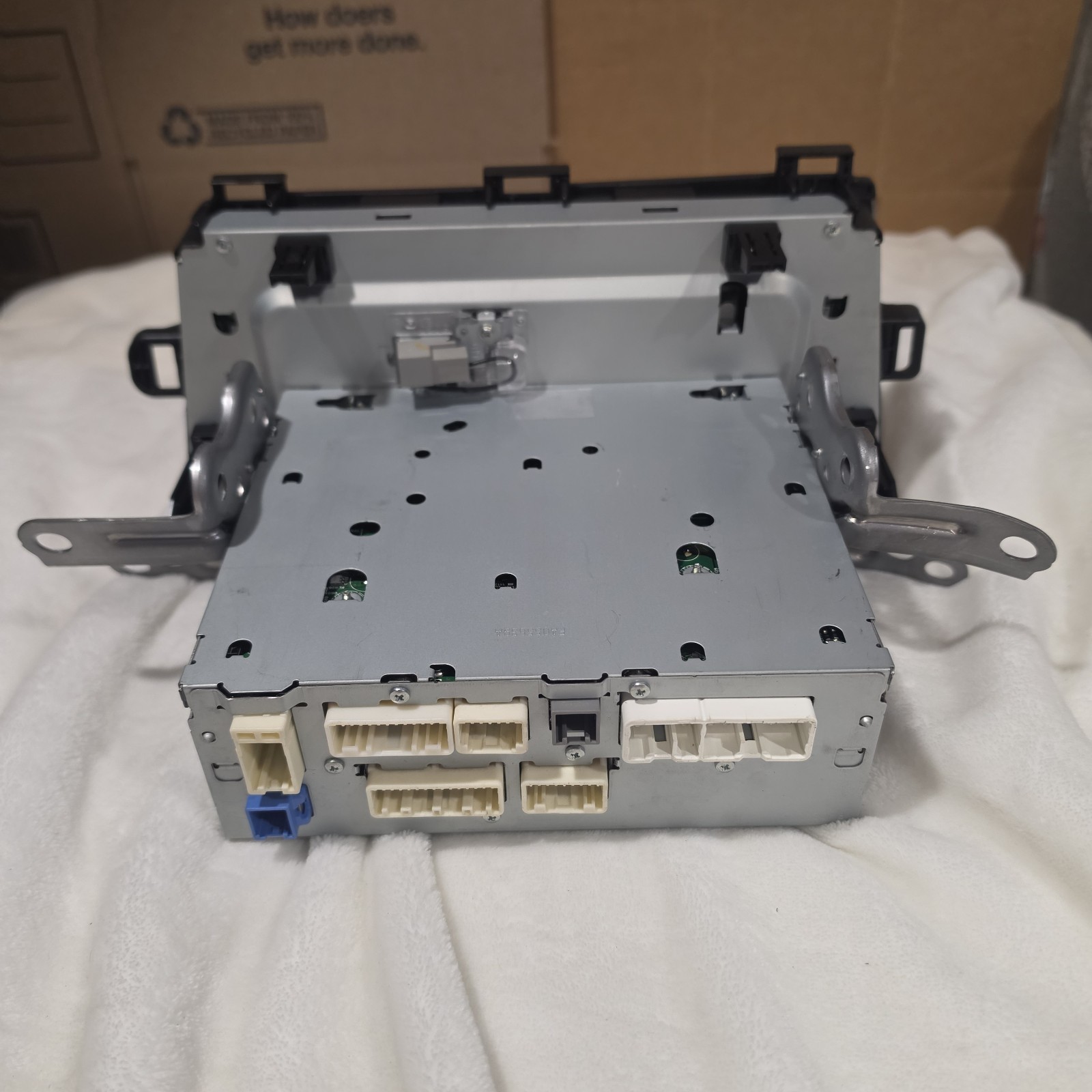 OEM Toyota Prius Radio Touchscreen Receiver 2012-2015 Face ID 57032 – READ!
