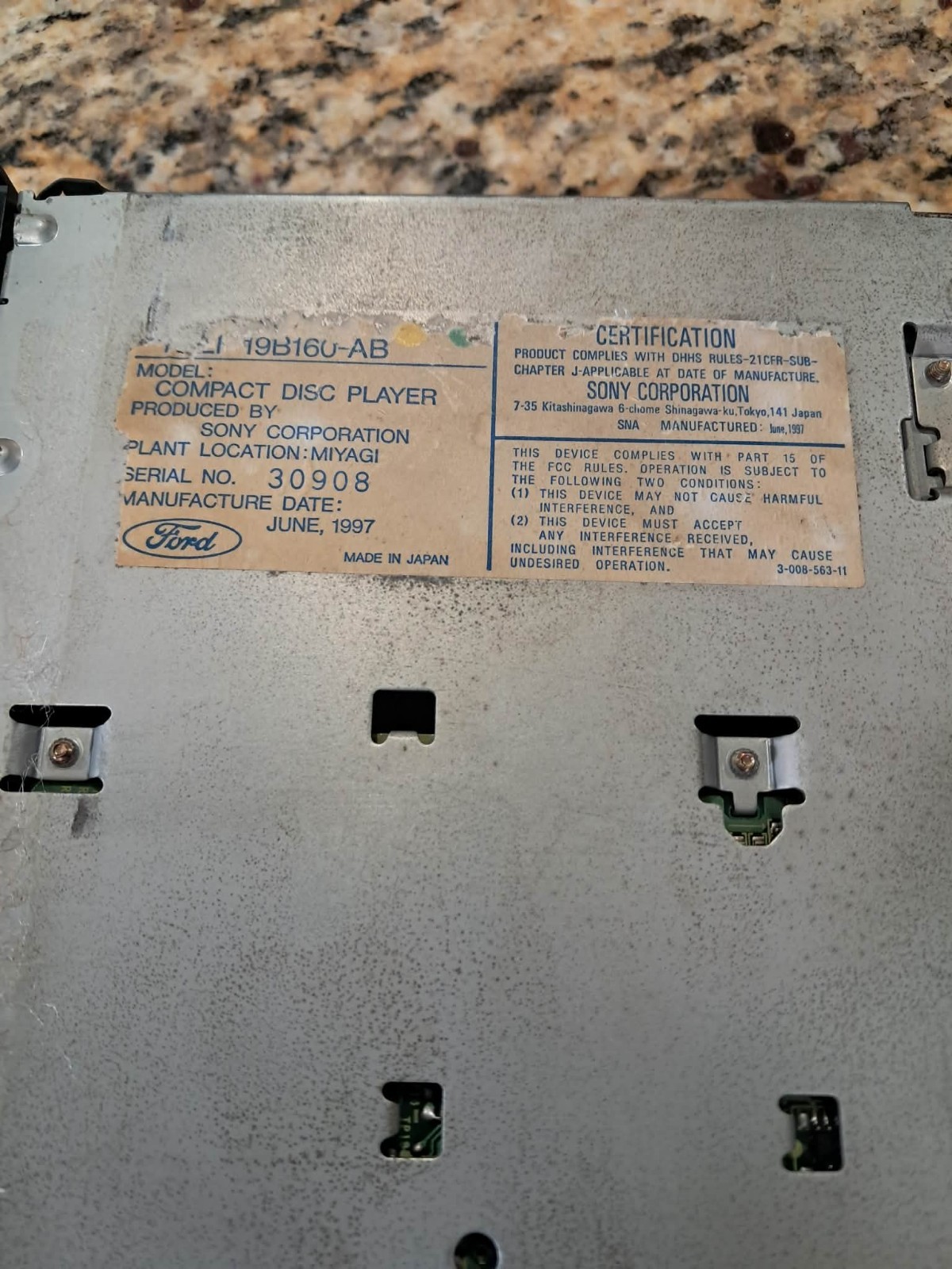 OEM 1994-2000 Ford Mustang Mach460 CD Player, F8ZF-19B160-AB (FREE SHIPPING)