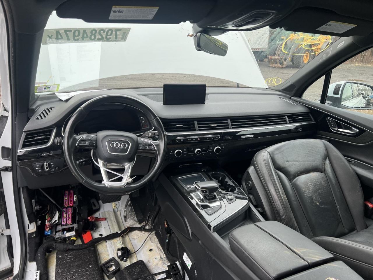Audio Equipment Radio CD Player Glovebox Mounted Fits 17-19 AUDI Q7 766537