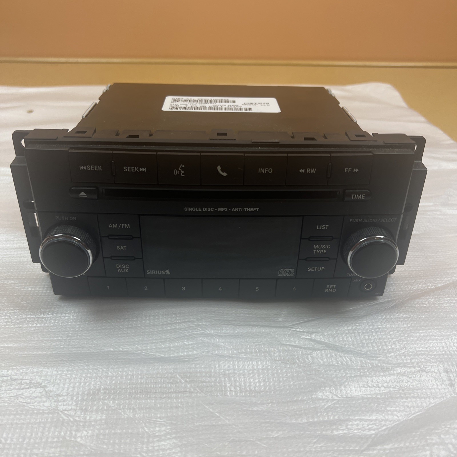 CHRYSLER DODGE JEEP AM FM Radio Stereo MP3 CD Player Sirius OEM