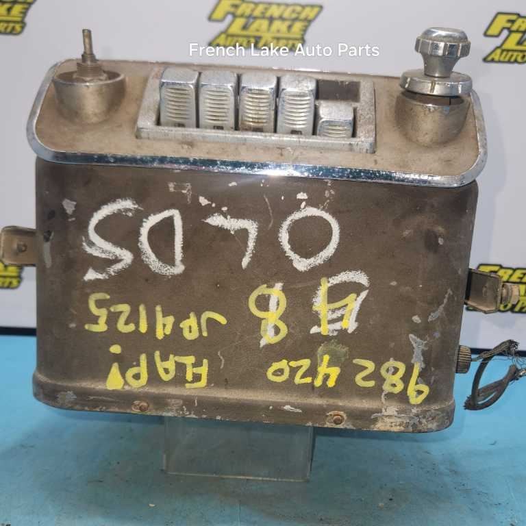 PARTS DONOR Radio 982420 Fits 1948 OLDSMOBILE 1246459