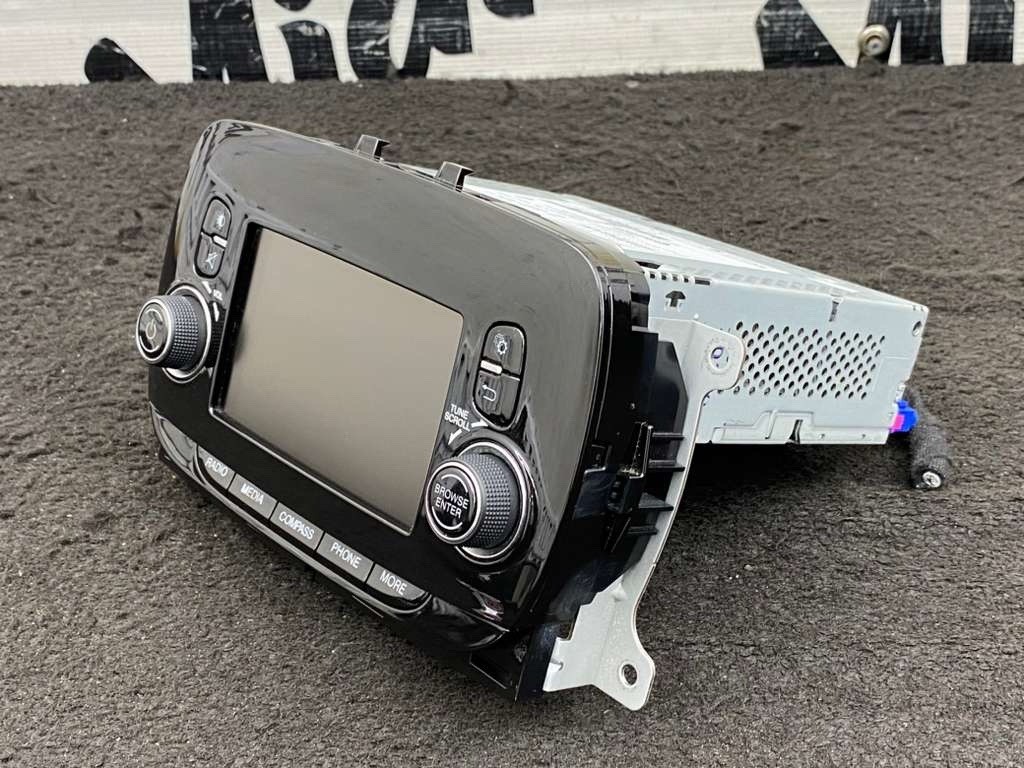 16-19 Fiat 500 Abarth Navigation Radio Info Screen Display OEM