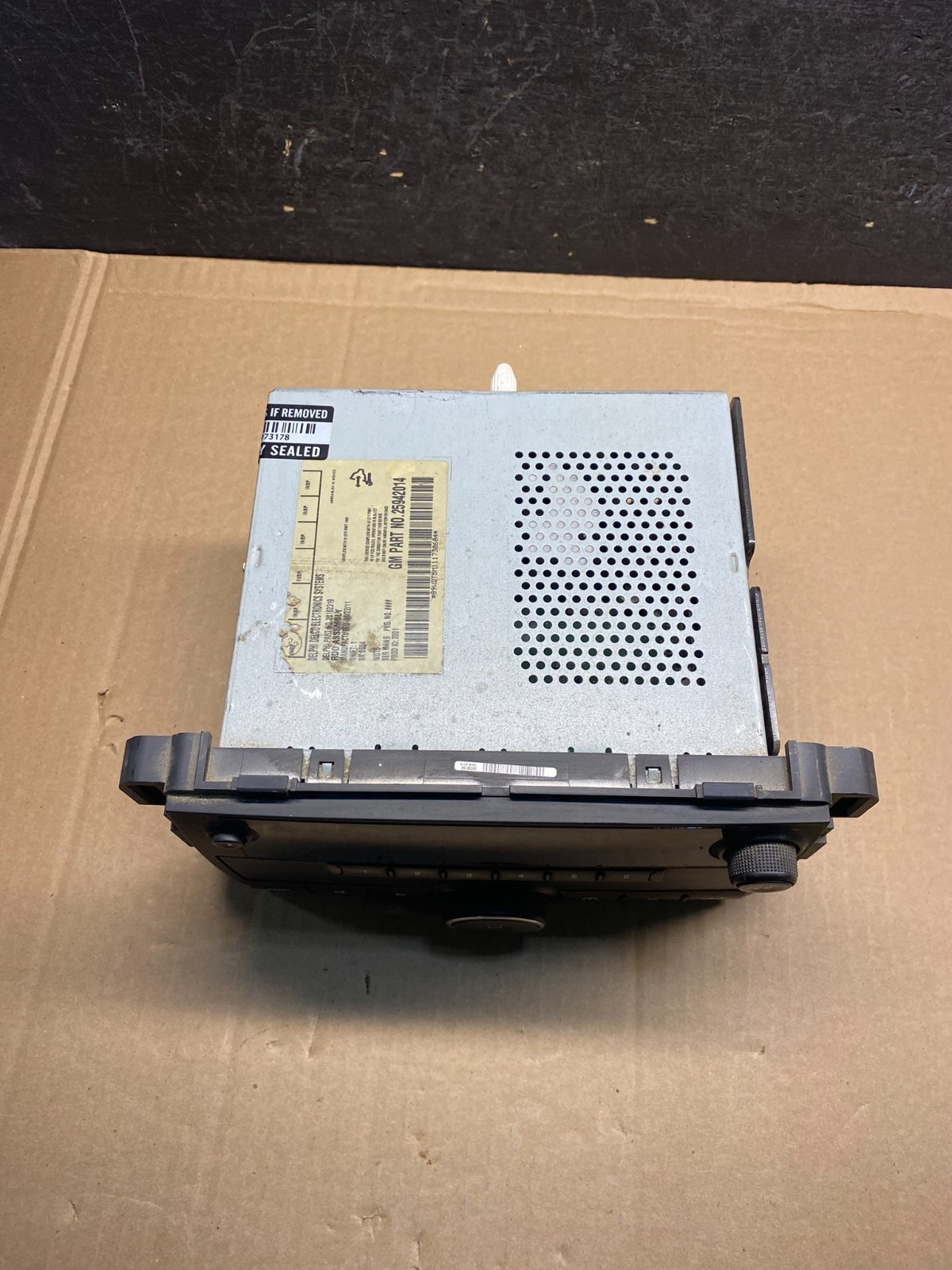 2007 to 2014 GMC Chevy Truck Yukon Silverado AM FM Radio OEM AE7915 DG