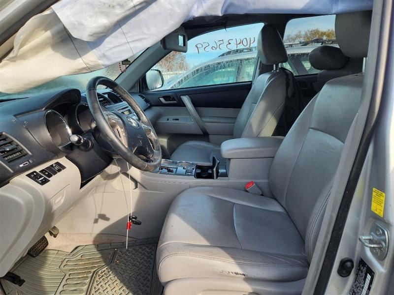 2009-2010 Toyota HIGHLANDER Upper Dash Mounted Information Display Screen