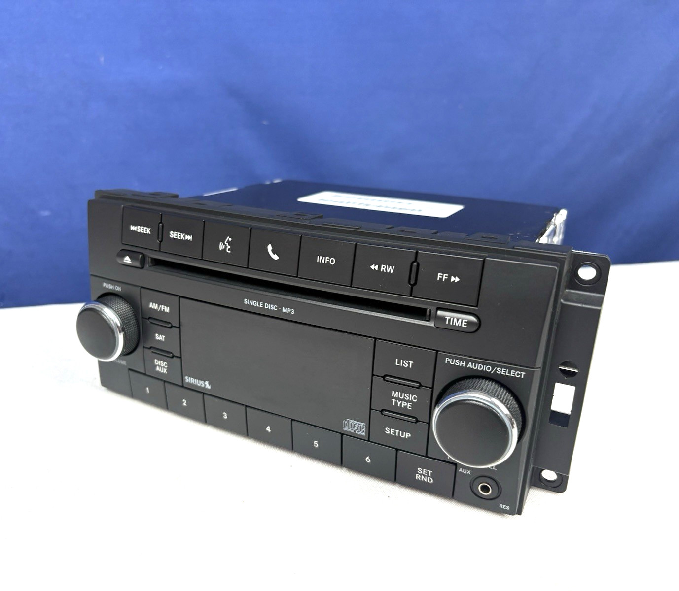 2007-2014 Dodge Chrysler Jeep Wrangler OEM Radio Stereo CD AUX AM FM P68021161AD