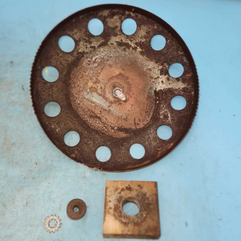 PARTS DONOR RADIO W/SPEAKER Fits 1939 OLDSMOBILE 1244040