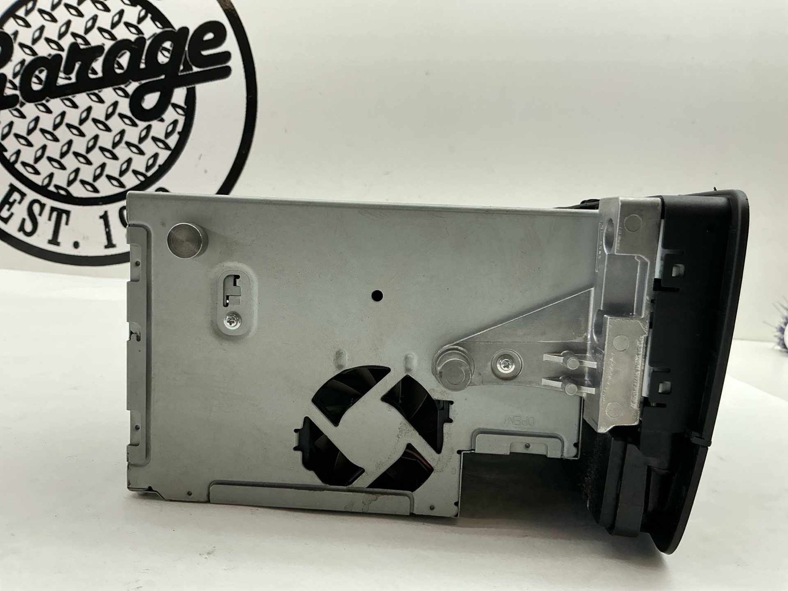 Audio & Visual Equip.(radio) MERCEDES GLA CLASS 17 156 Type GLA250 control dash