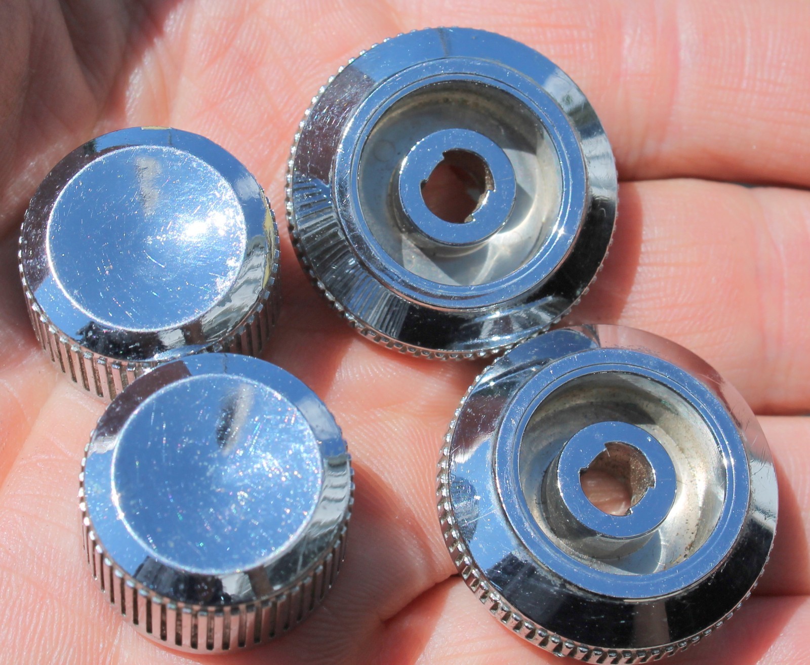 1976 1977 1978 1979 OEM MOPAR CHRYSLER DODGE PLYMOUTH CHROME RADIO KNOBS 3501490