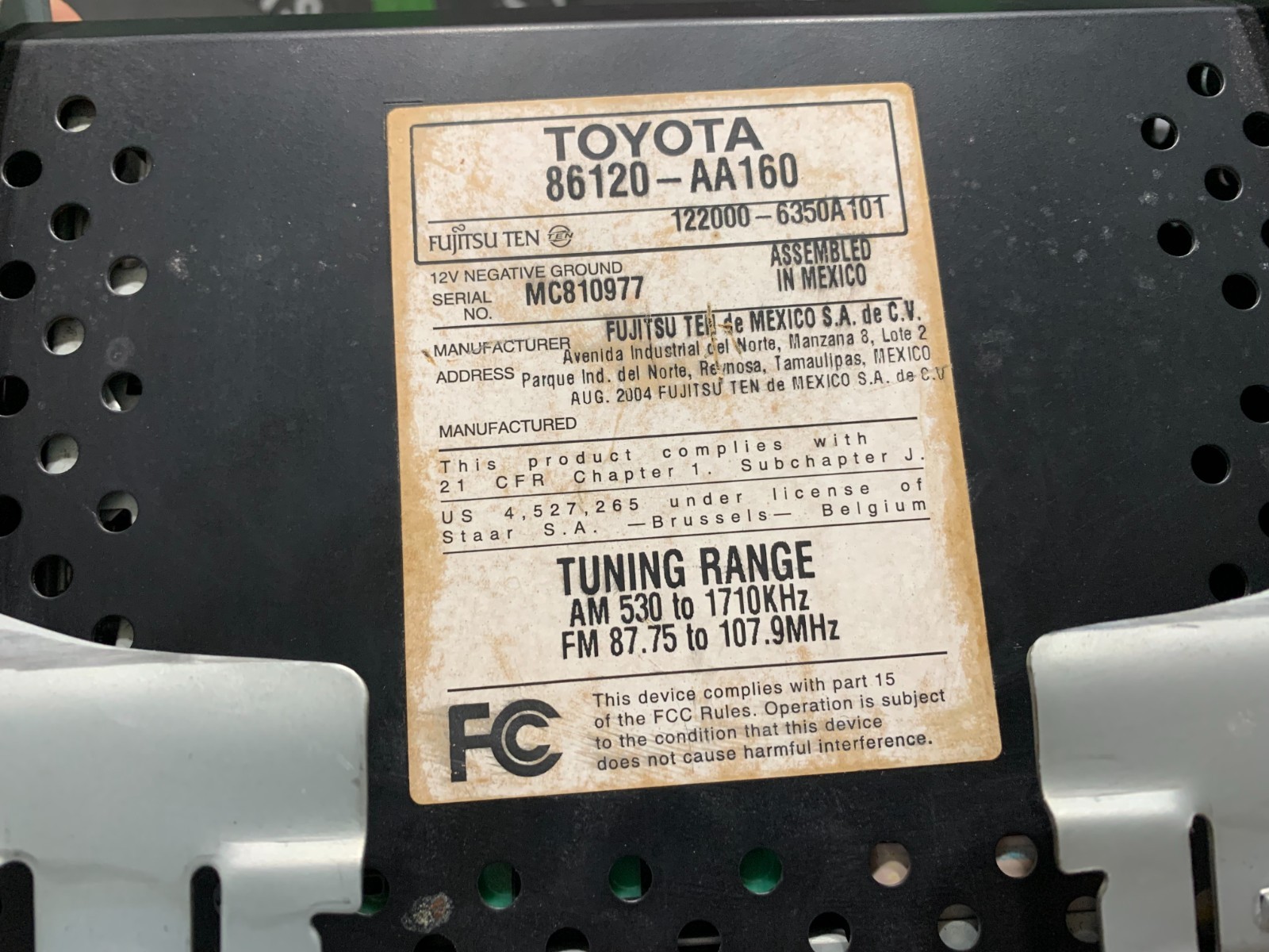 2005 TOYOTA CAMRY AM-FM Single CD PLAYER RADIO RECEIVER OEM (86120-AA160)