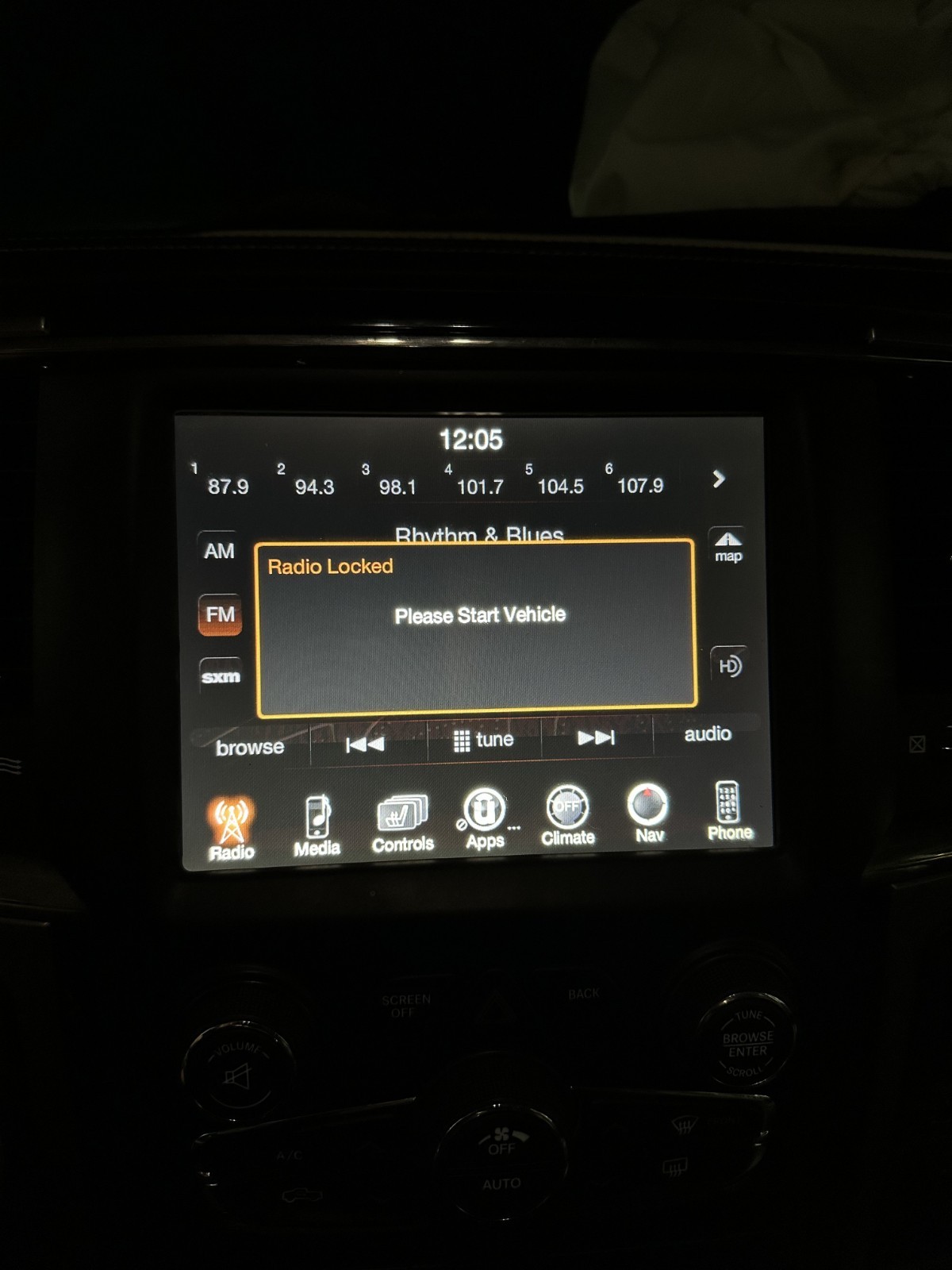 ✅ 2013-2017 RAM 1500 4th UCONNECT MULTI MEDIA RADIO NAVIGATION TOUCH SCREEN OEM