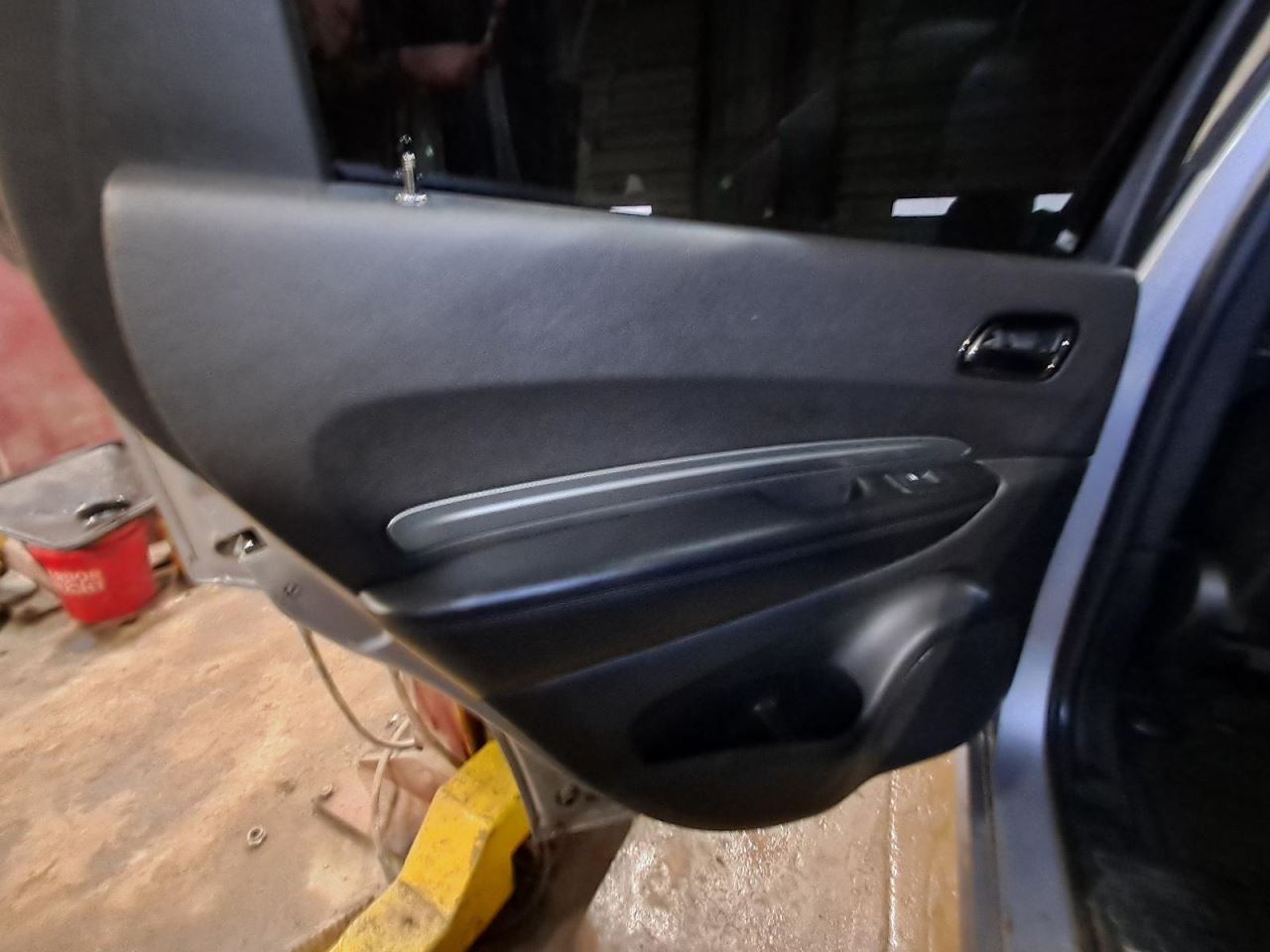 Audio Equipment Radio Display And Receiver Siriusxm Fits 19-20 DURANGO 3929839