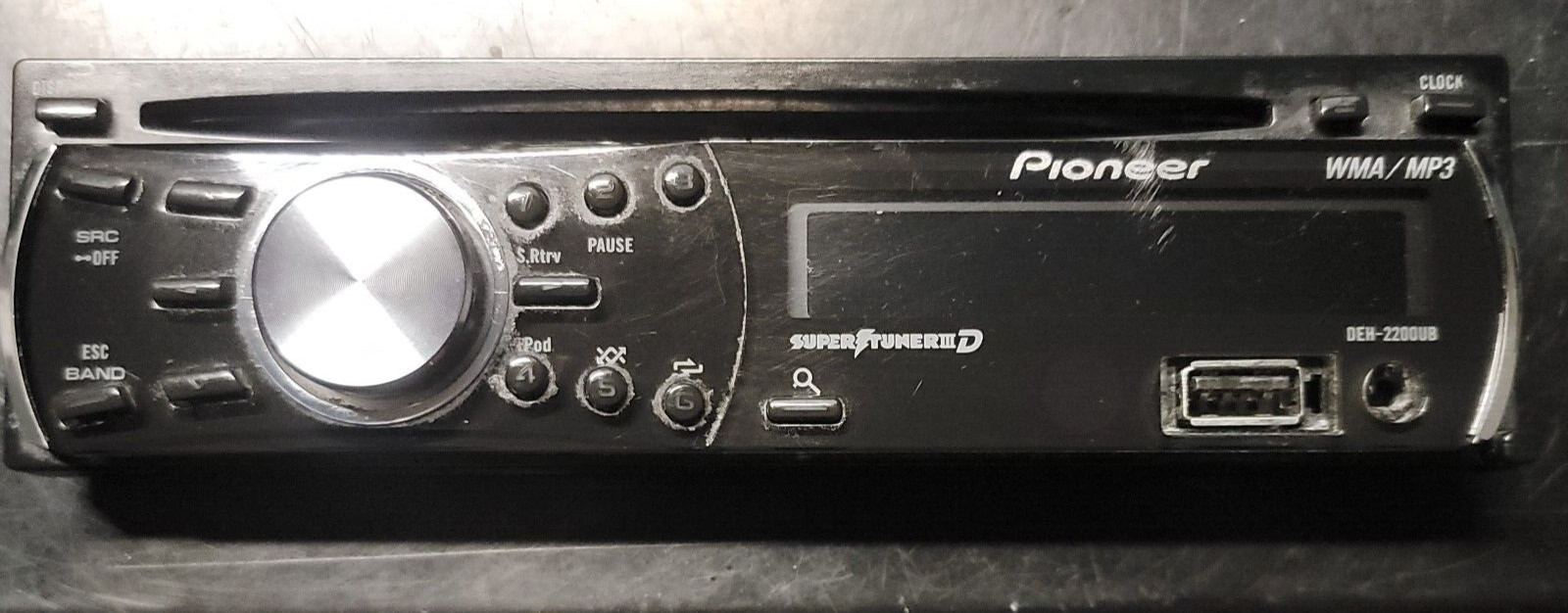 Pioneer DEH-2200UB CD Player MP3 WMA USB Super Tuner IIID Stereo FACEPLATE ONLY