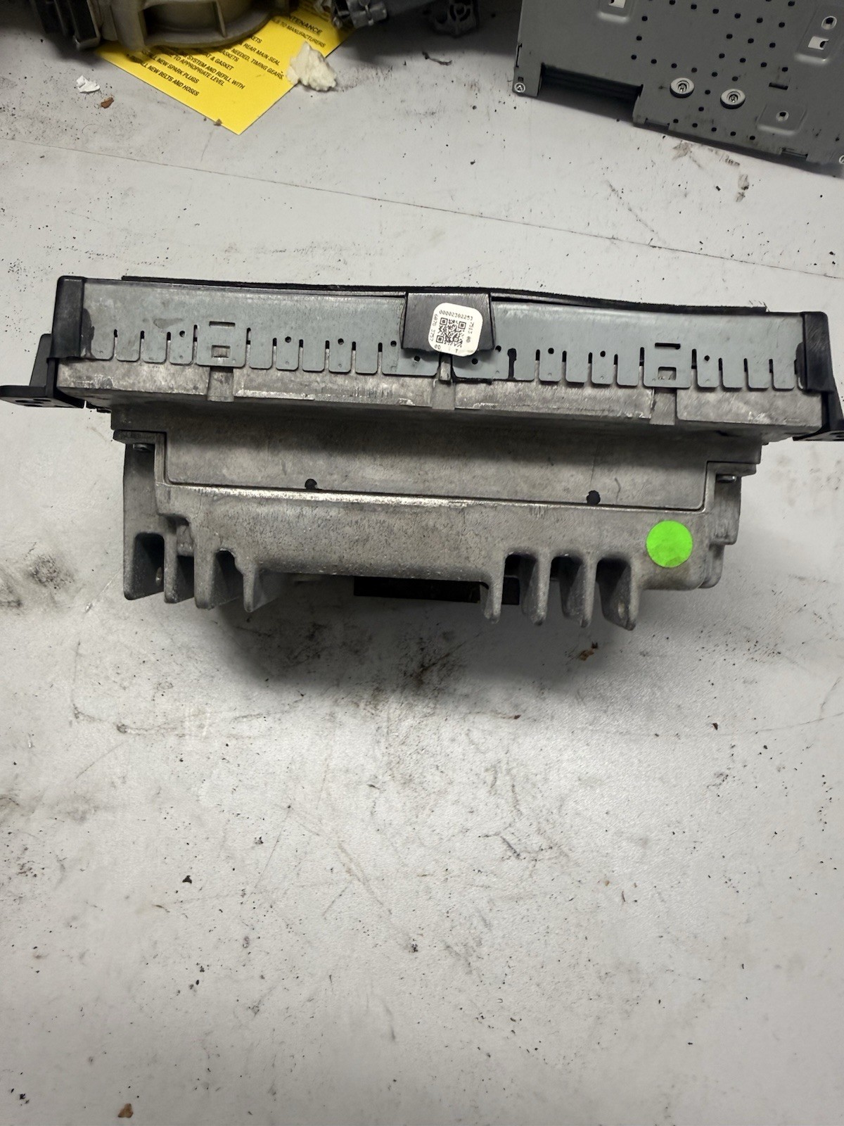 UConnect Radio 8.4″ VP4 3C Nav Display and Receiver 2016 Ram 2500 68258671AH