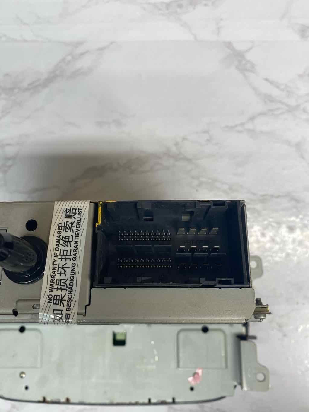 Fiat 500 radio am fm 16 17 display receiver 4dr 5.0″ touchscreen OEM 07356051020