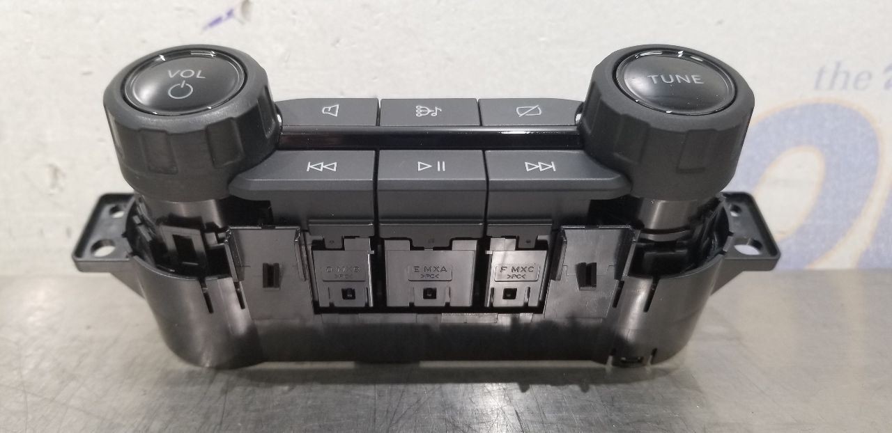 23 FORD F250 SUPER DUTY RADIO AUDIO CONTROL PANEL NL3T18K811BAW