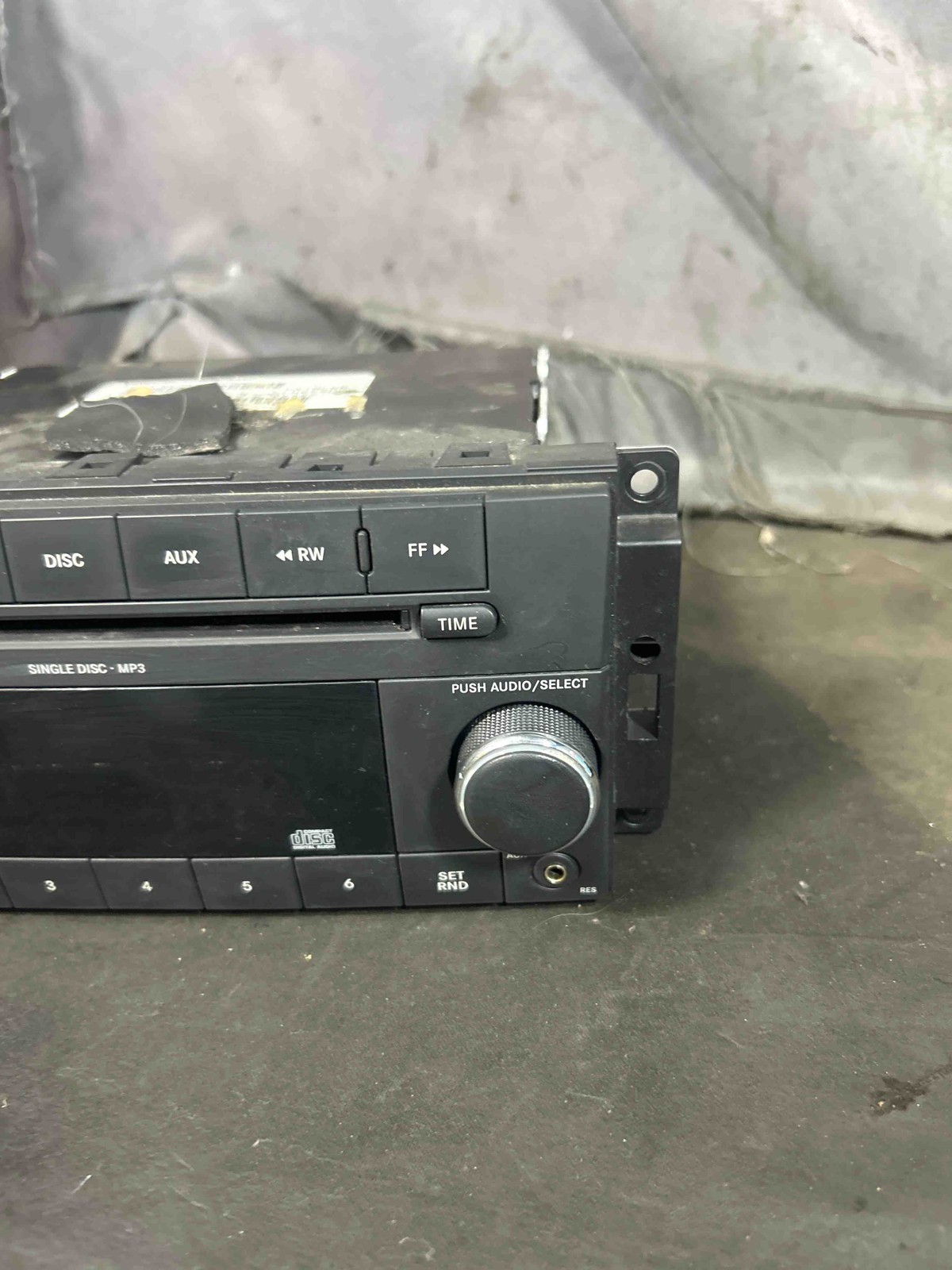 Fits 2008-2010 Dodge Charger Receiver OEM:68021161AD