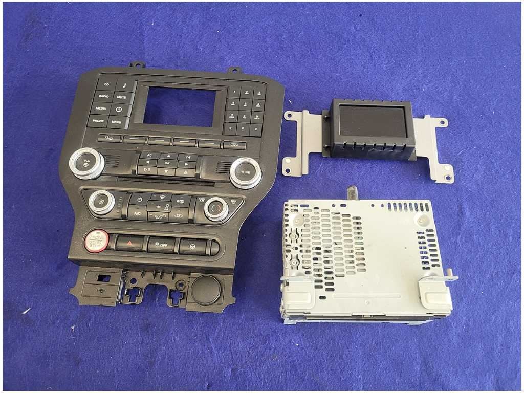 2018 Ford Mustang GT S550 Audio Radio Receiver AM FM CD Single Disc 2683