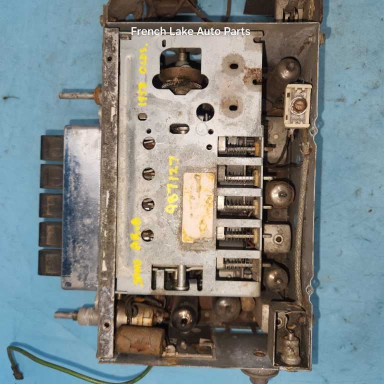 UNTESTED PARTS Radio 989127 Fits 1958 DYNAMIC 88 1245164