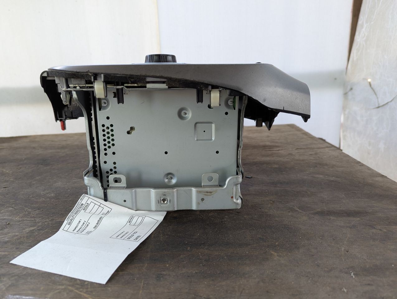 Audio Equipment Radio Tuner Assembly AM-FM-CD-MP3 Fits 09-13 FIT 39414