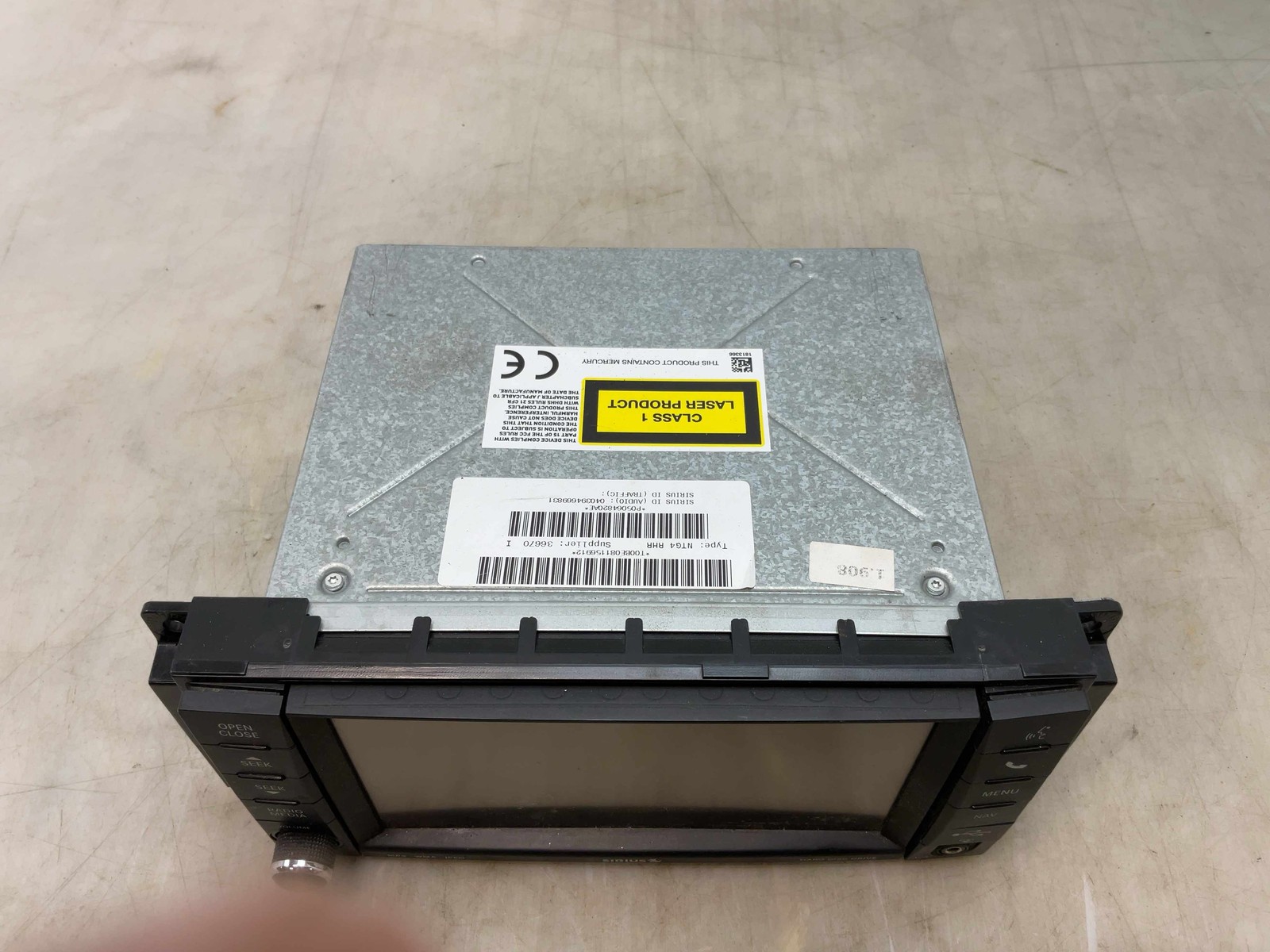 Jeep JK Wrangler OEM RHR Touchscreen Radio 05064820AE 2014 173021