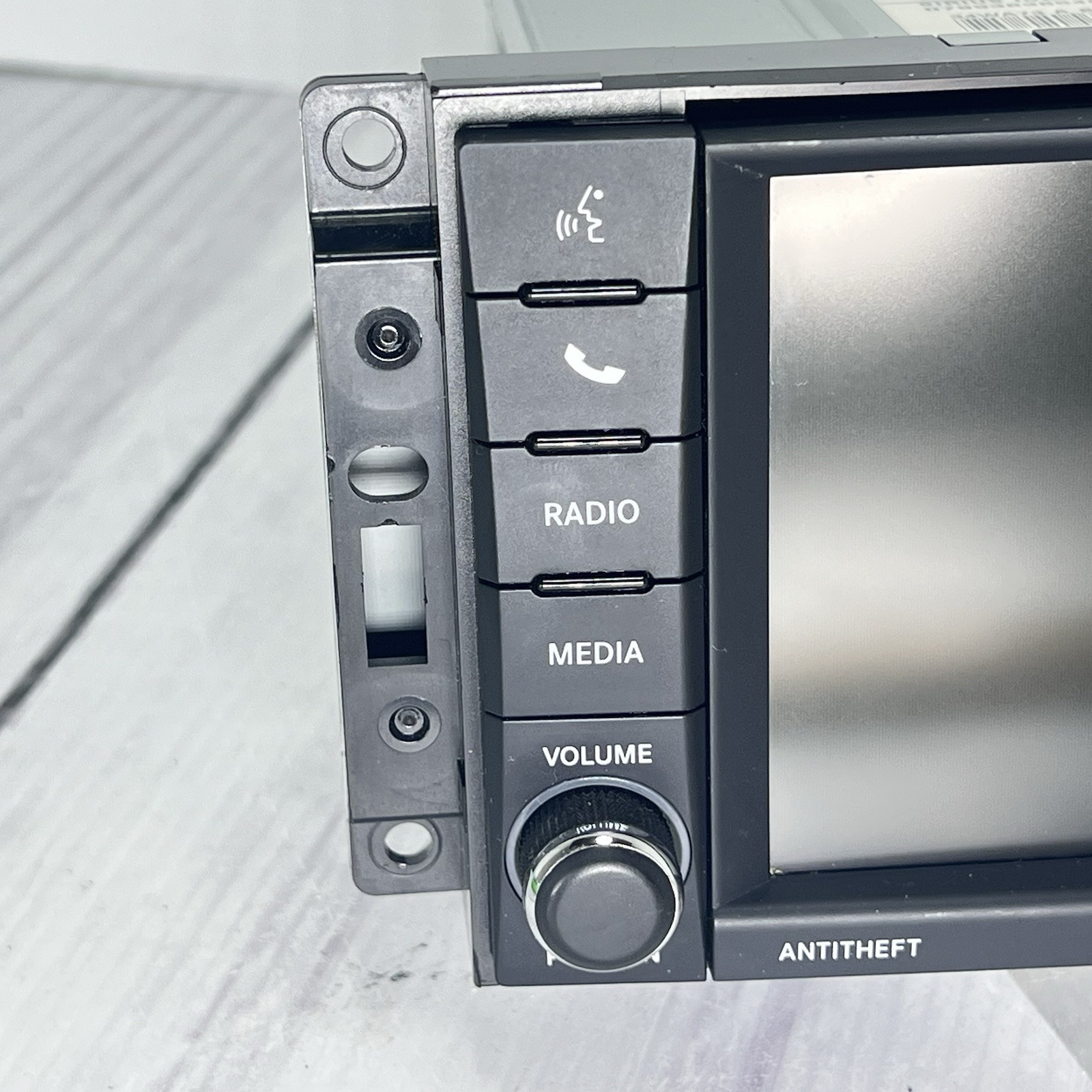 Dodge Caravan 2013-17 6.5” Touchscreen Stereo AM FM CD DVD USB Aux Input OEM
